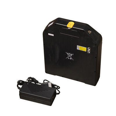 CBD1.5Li-2 CBD2.0Li-2 all new 2nd generation lithium powered electric pallet truck. Pallet truck with electric drive and electric lifting of loads weight 1500 kgs or 2000kgs